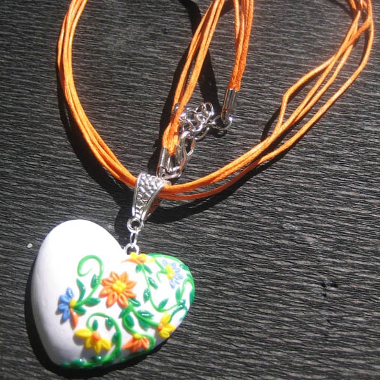 Handgemachte_Kette_Frühlingsduft